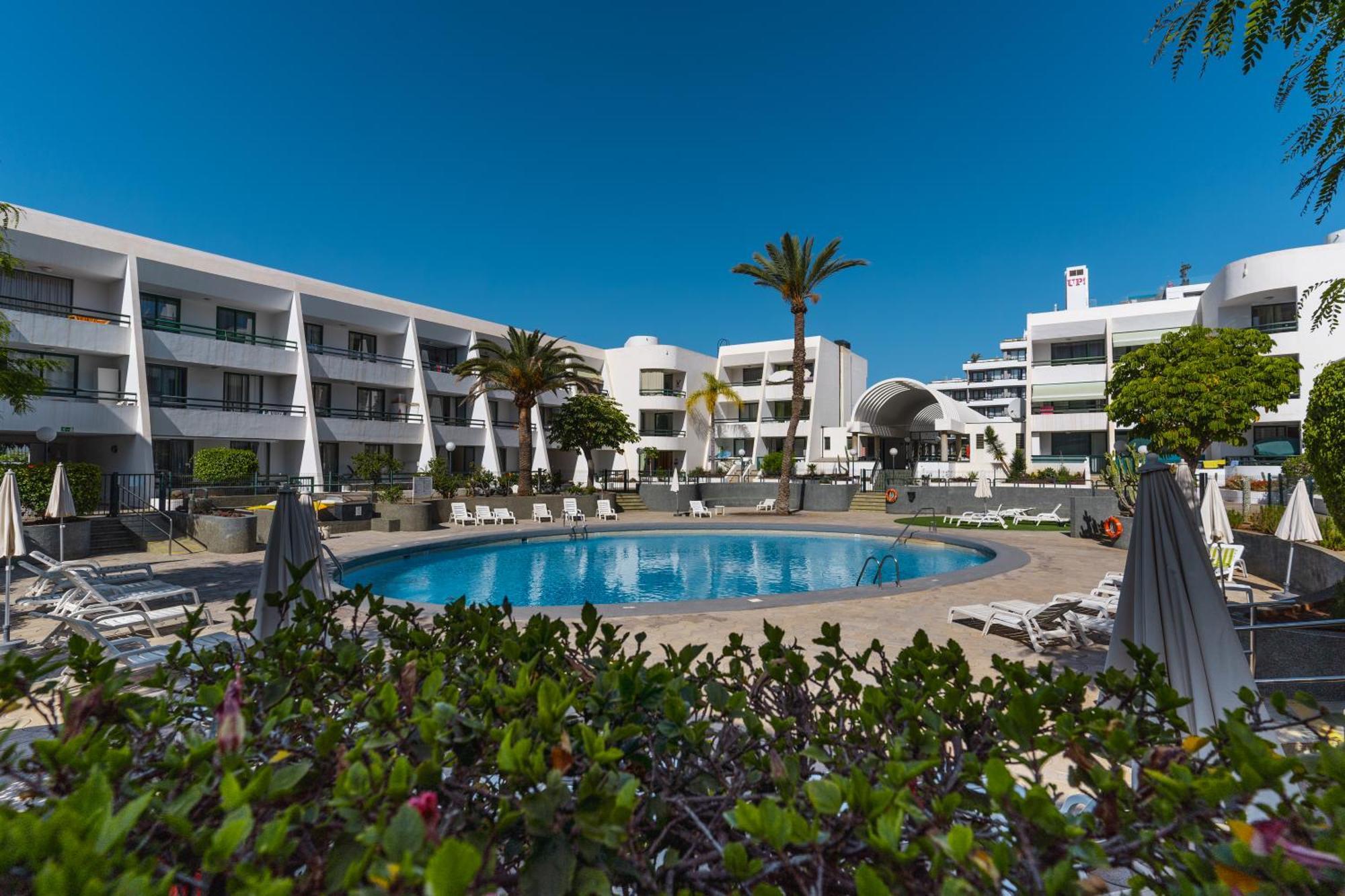 Go2Tenerife Apart Sira Family, Pool & Beach 플라야데라스아메리카스 외부 사진